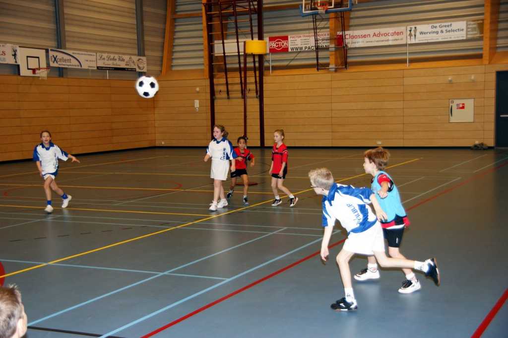 Korfbal E2 21 november 2009-8.JPG